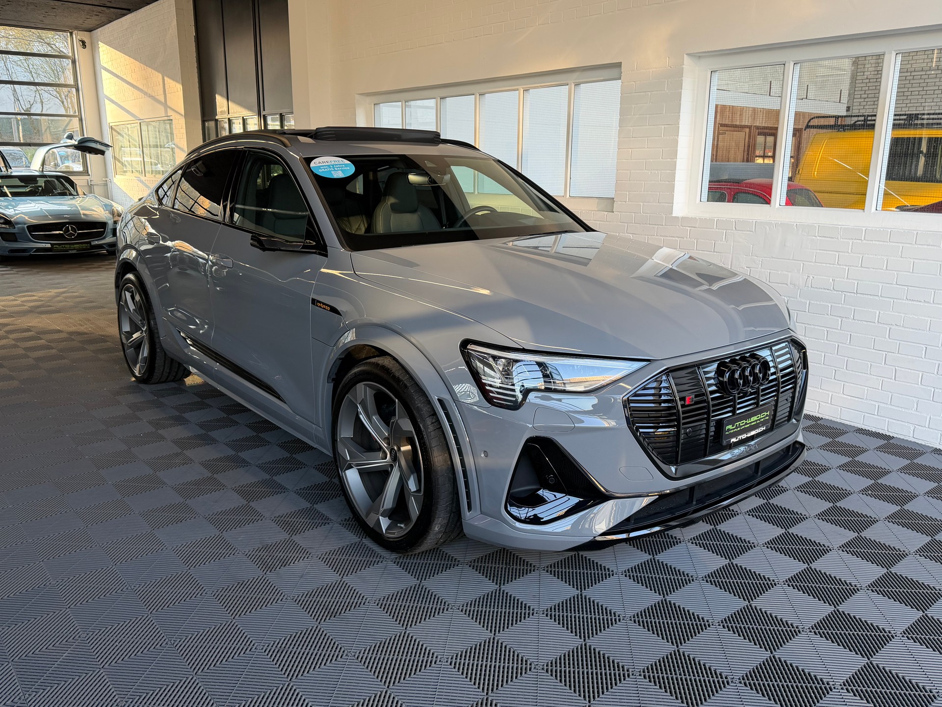 AUDI e-tron S Sportback 503 PS 4X4 quattro * TOP FULL OPTION *-image-0
