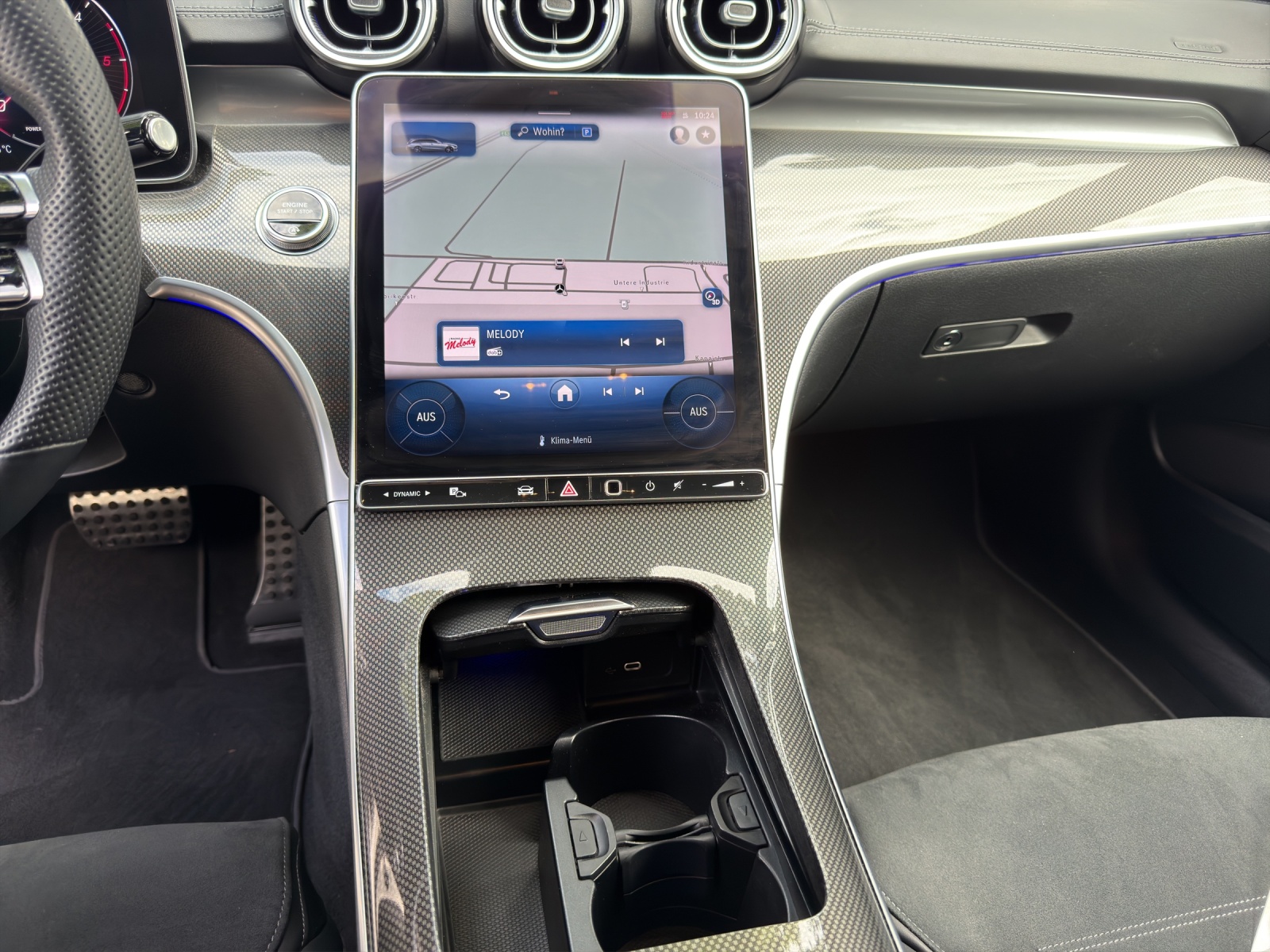 MERCEDES-BENZ C 220 d T 4M AMG Line-image-11
