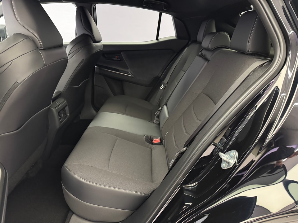 C-HR+ Electric 77 kWh Style AWD 11 kW OBC