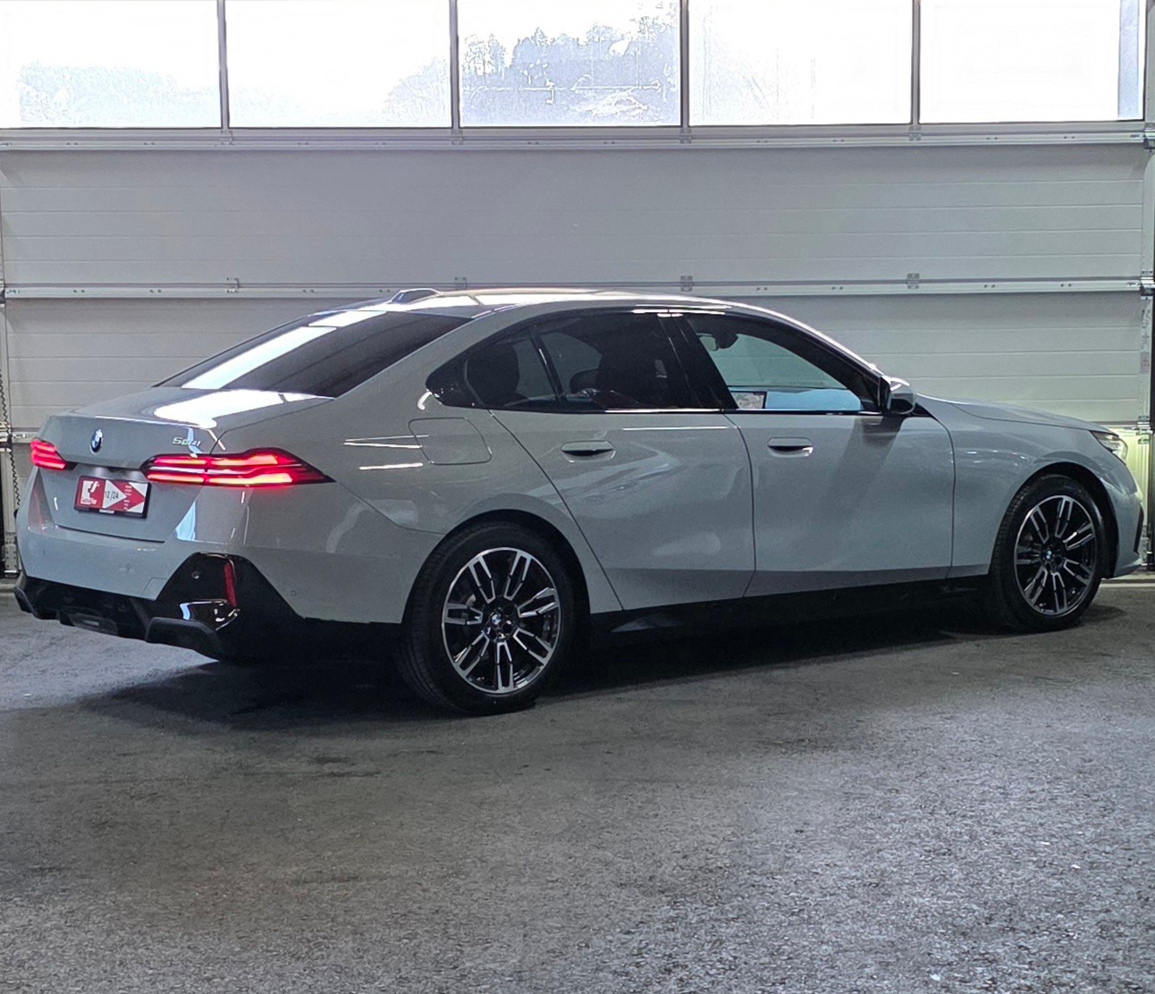 BMW 520i 48V M Sport Steptronic *Ambientebeleuchtung* Carplay/AndroidAuto*Anfahrunterstützung*ACC*Rückfahrkamera*-image-4