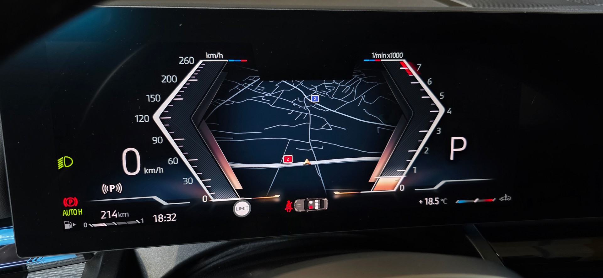 BMW 520i 48V M Sport Steptronic *Ambientebeleuchtung* Carplay/AndroidAuto*Anfahrunterstützung*ACC*Rückfahrkamera*-image-13