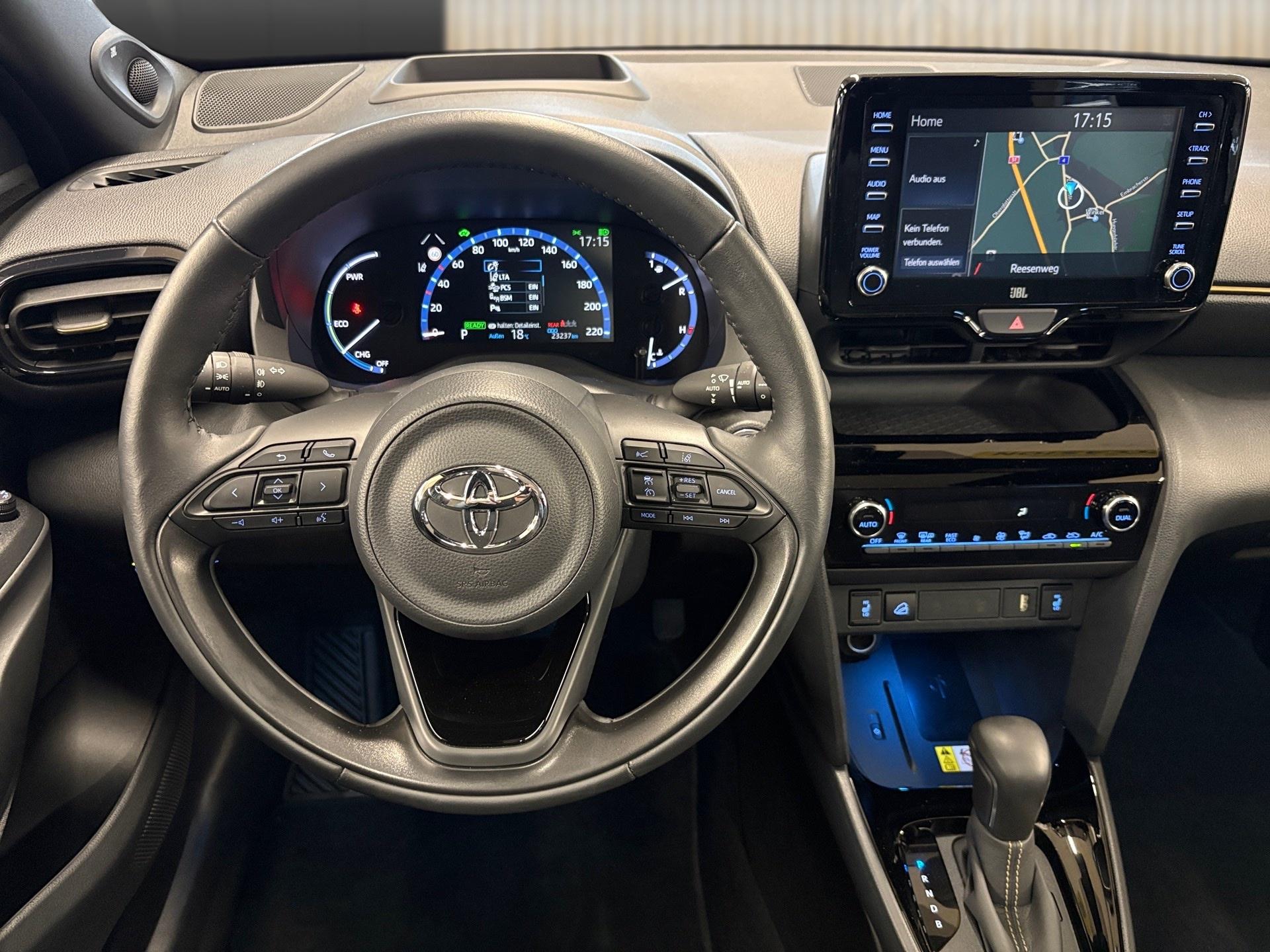 TOYOTA Yaris Cross 1.5 Adventure e-CVT AWDi-image-11