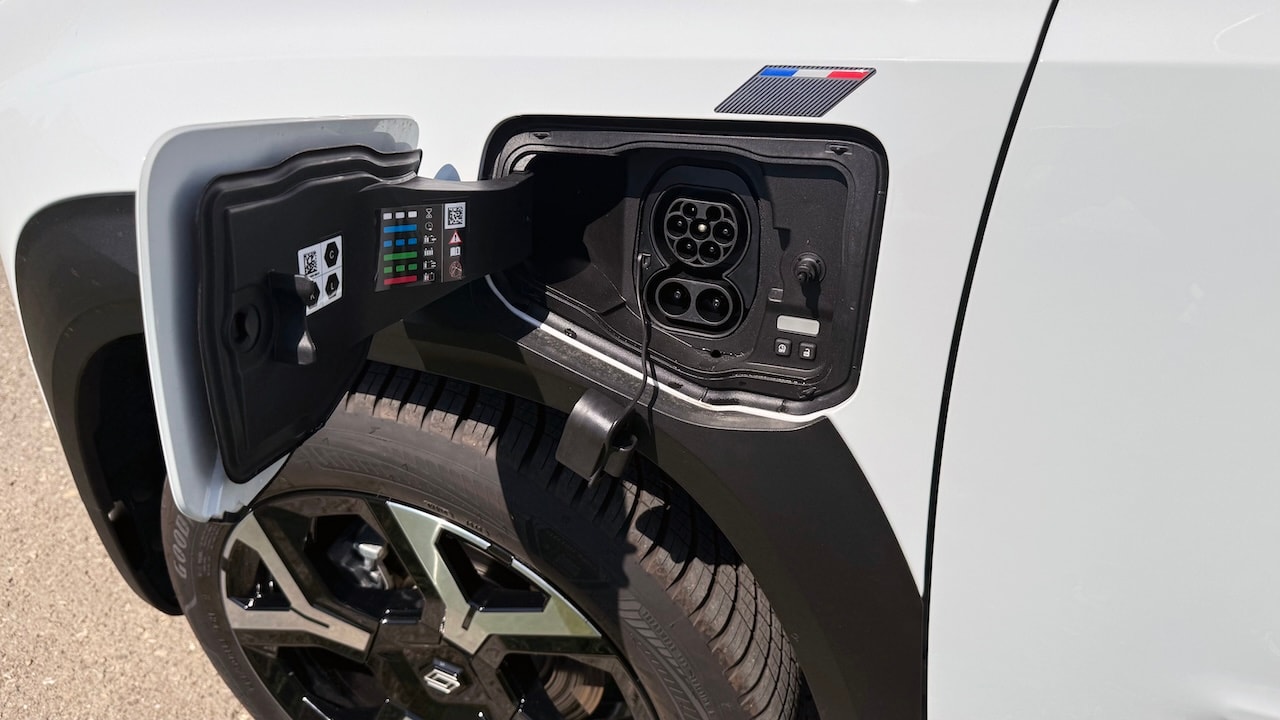 RENAULT R4 E-Tech Comfort Range 52 kWh Techno-image-11