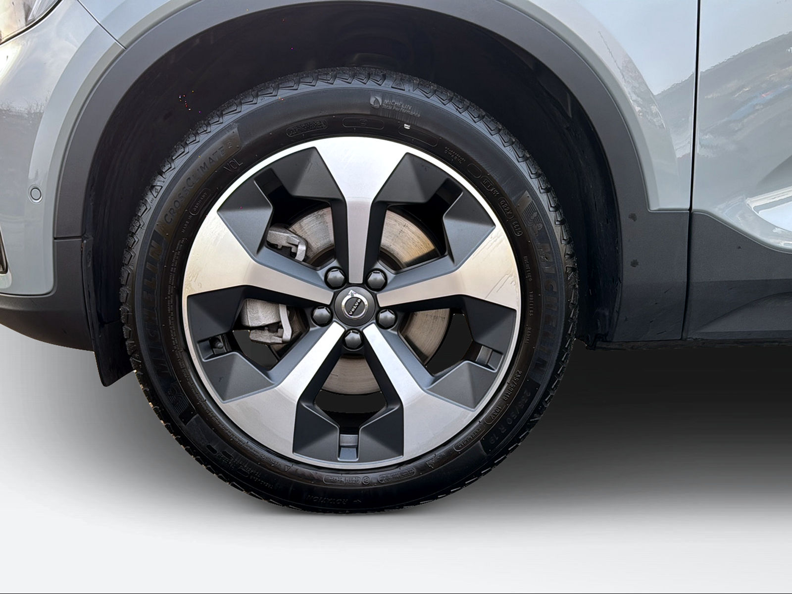 VOLVO XC40 2.0 B3 MH Plus Dark-image-8
