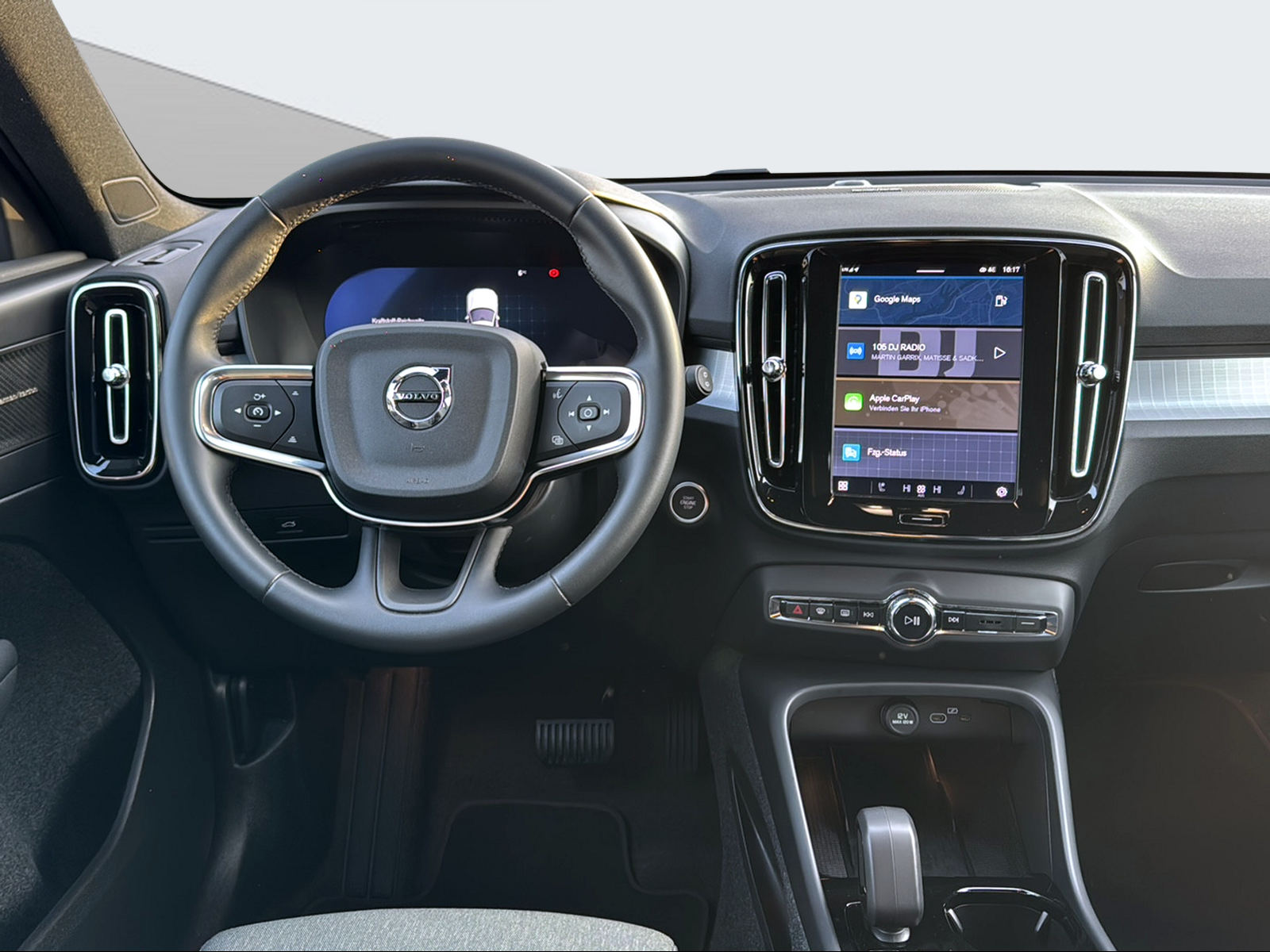 VOLVO XC40 2.0 B3 MH Plus Dark-image-12