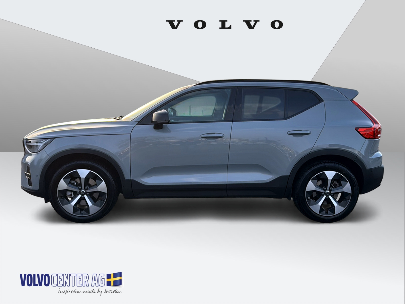 VOLVO XC40 2.0 B3 MH Plus Dark-image-1