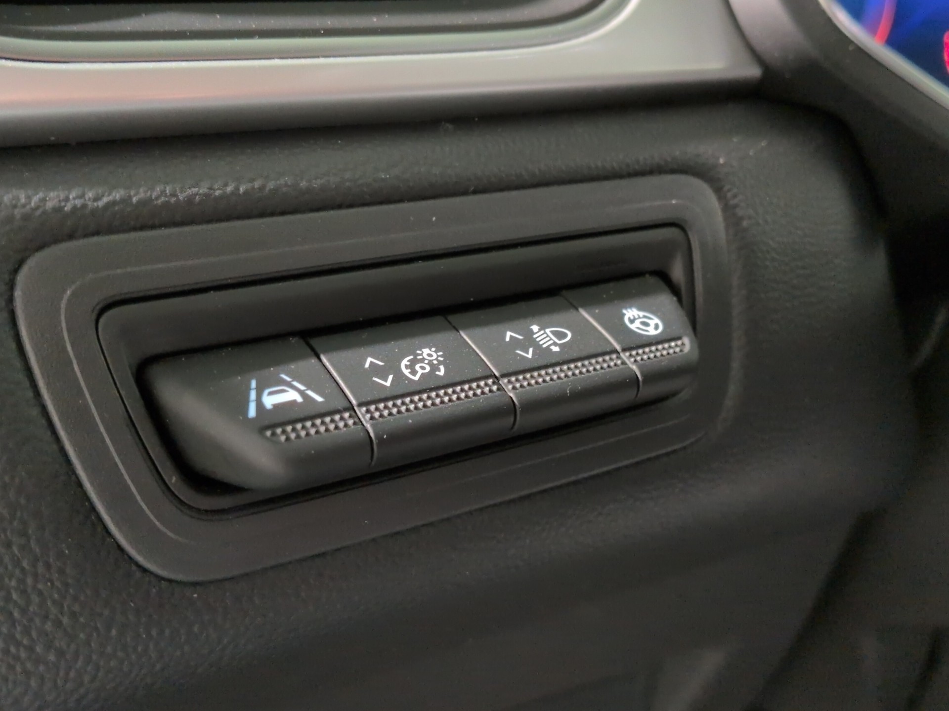 RENAULT Captur 1.6 E-Tech 145 Intens DHT-image-19