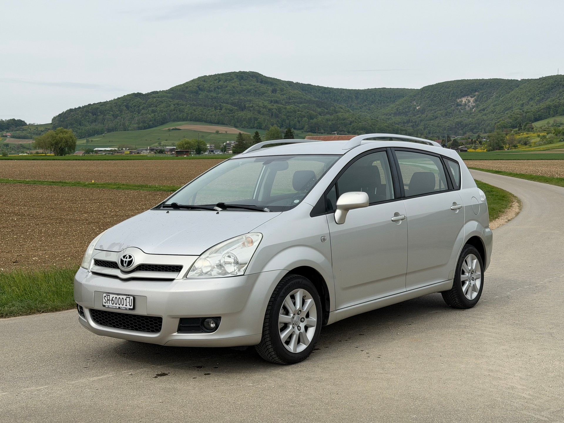 TOYOTA Corolla Verso 1.8 Linea Sol-image-0