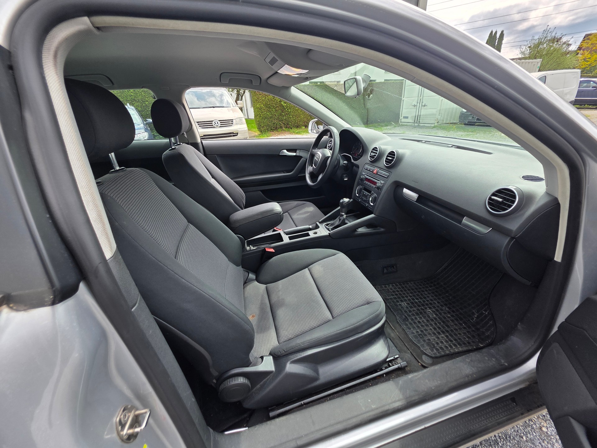 AUDI A3 1.9 TDI Ambition-image-18