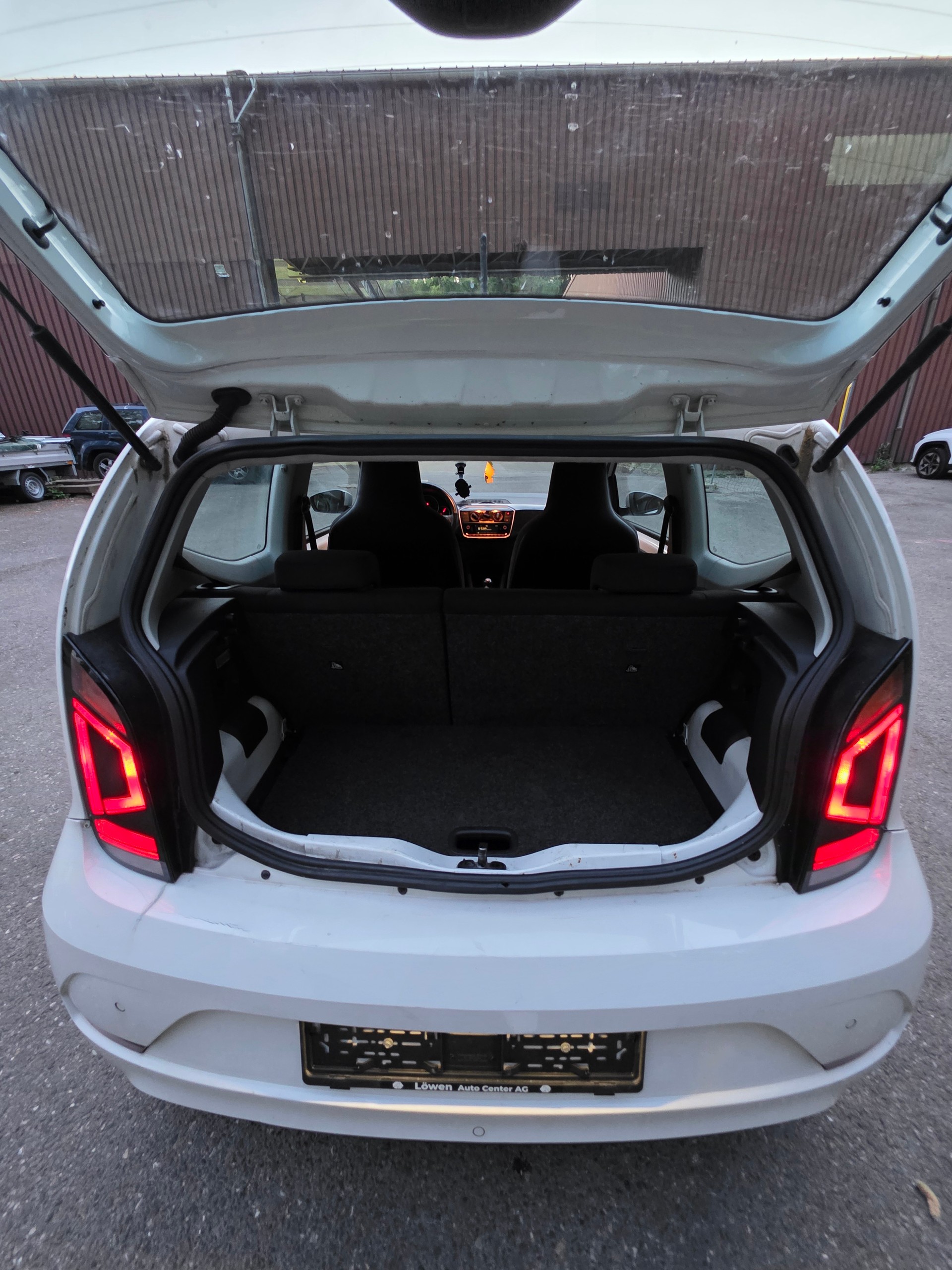 VW Up 1.0 MPI move up-image-4