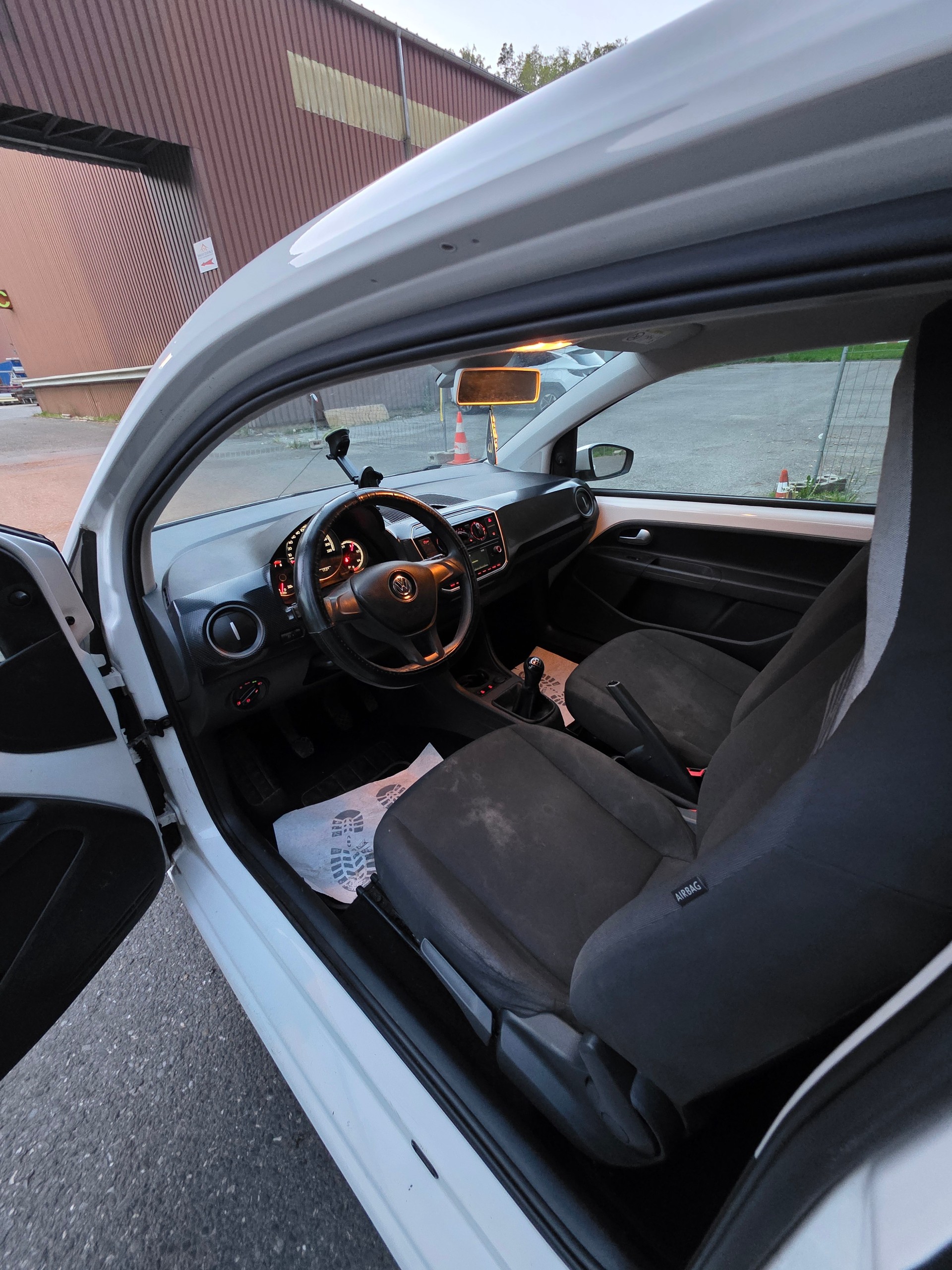 VW Up 1.0 MPI move up-image-6