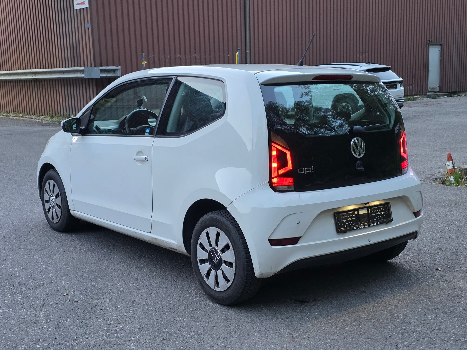 VW Up 1.0 MPI move up-image-1
