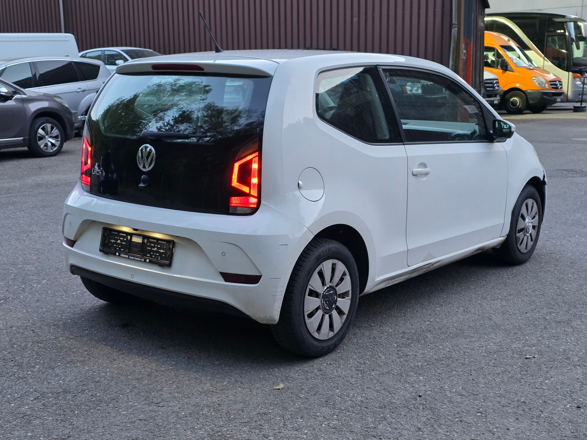 VW Up 1.0 MPI move up-image-2