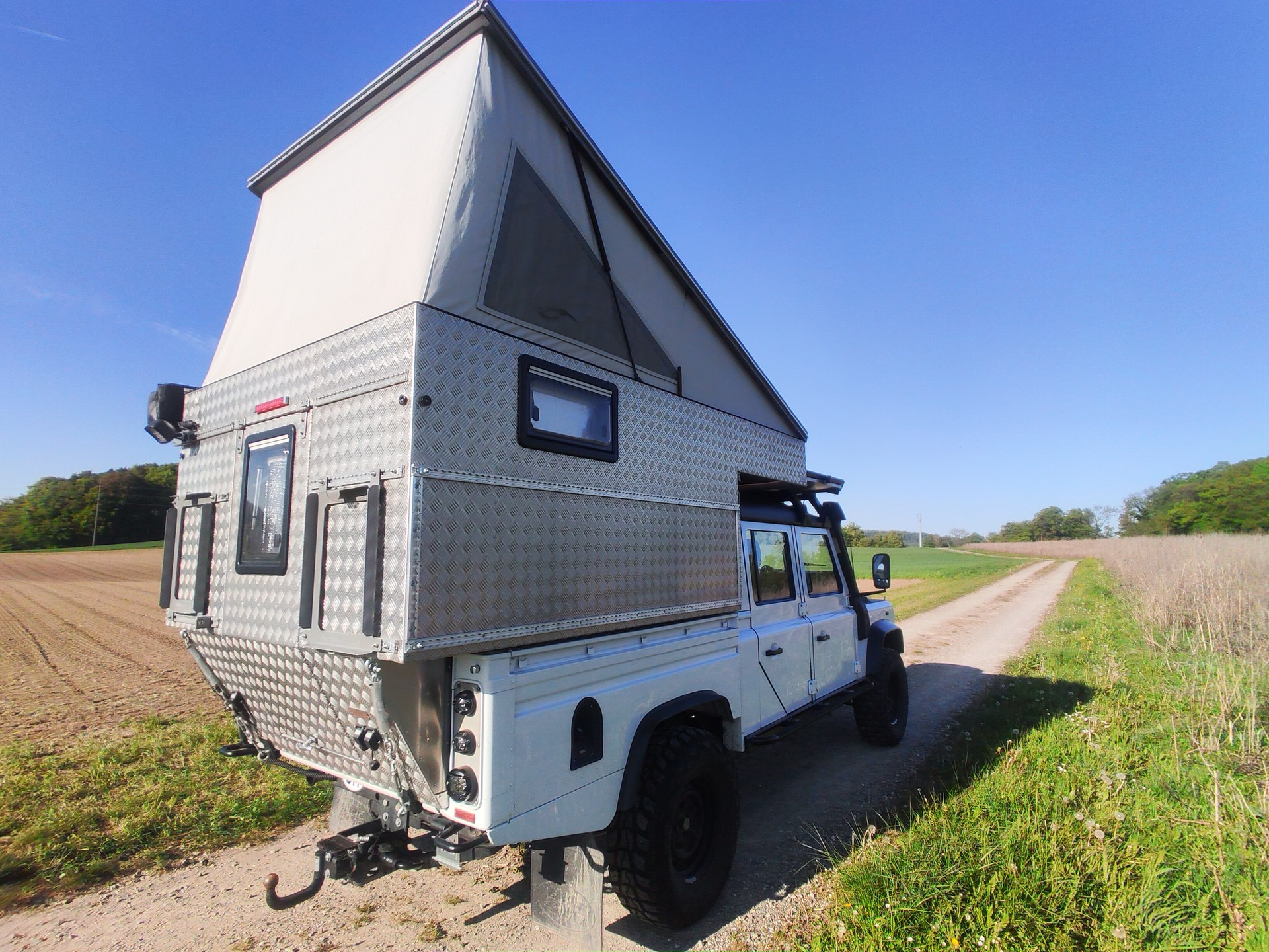 LAND ROVER DEFENDER 130, 2.4 mit Absetzkabine, Expeditionsbereit-image-4