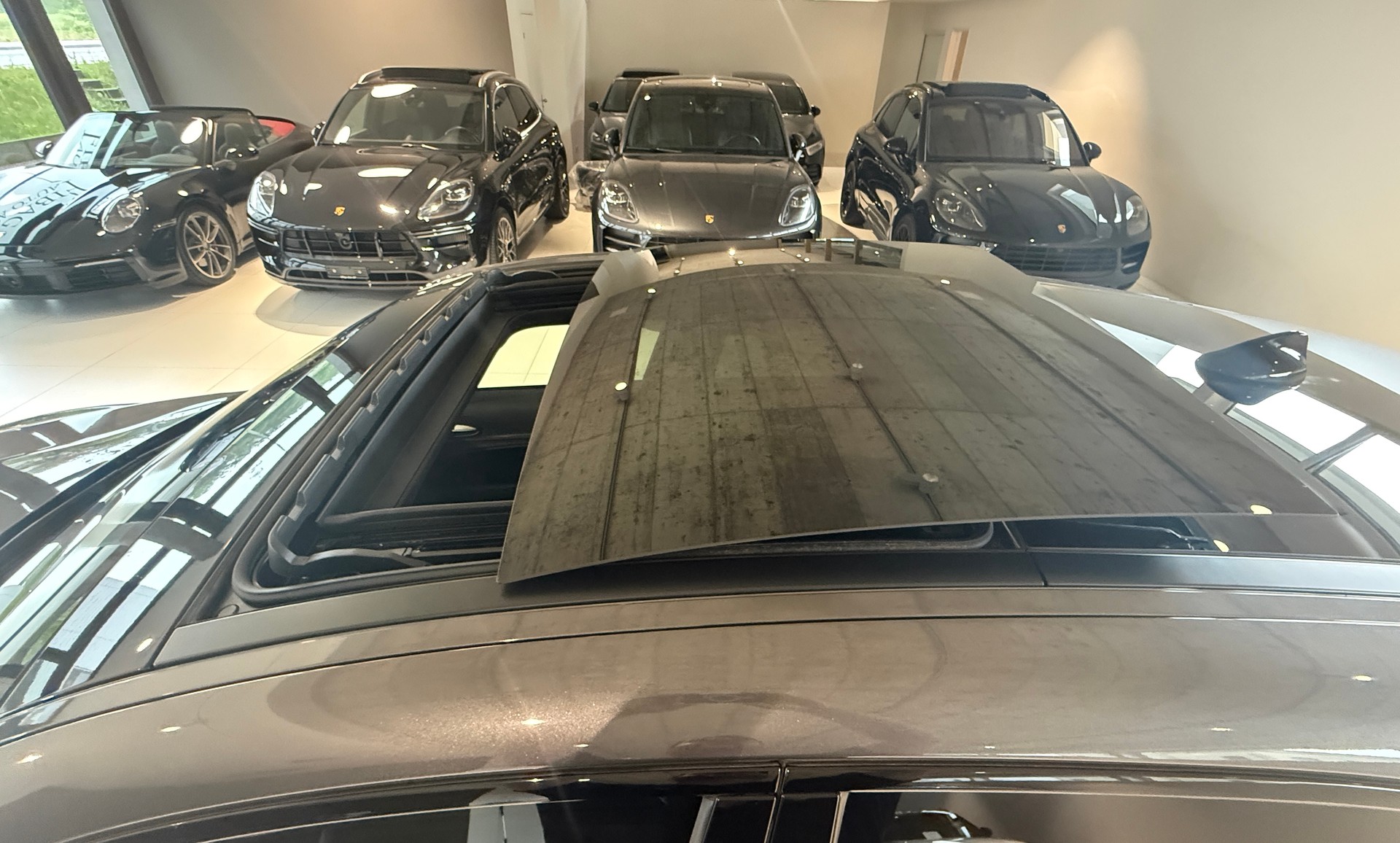 ALFA ROMEO Stelvio 2.9 V6 Quadrifoglio Sky Q4*CH-Fz. Servicekostenlos 10J. / 100'000 Km.*Tieferlegung*Distanzscheiben*Vollausstattung*-image-10