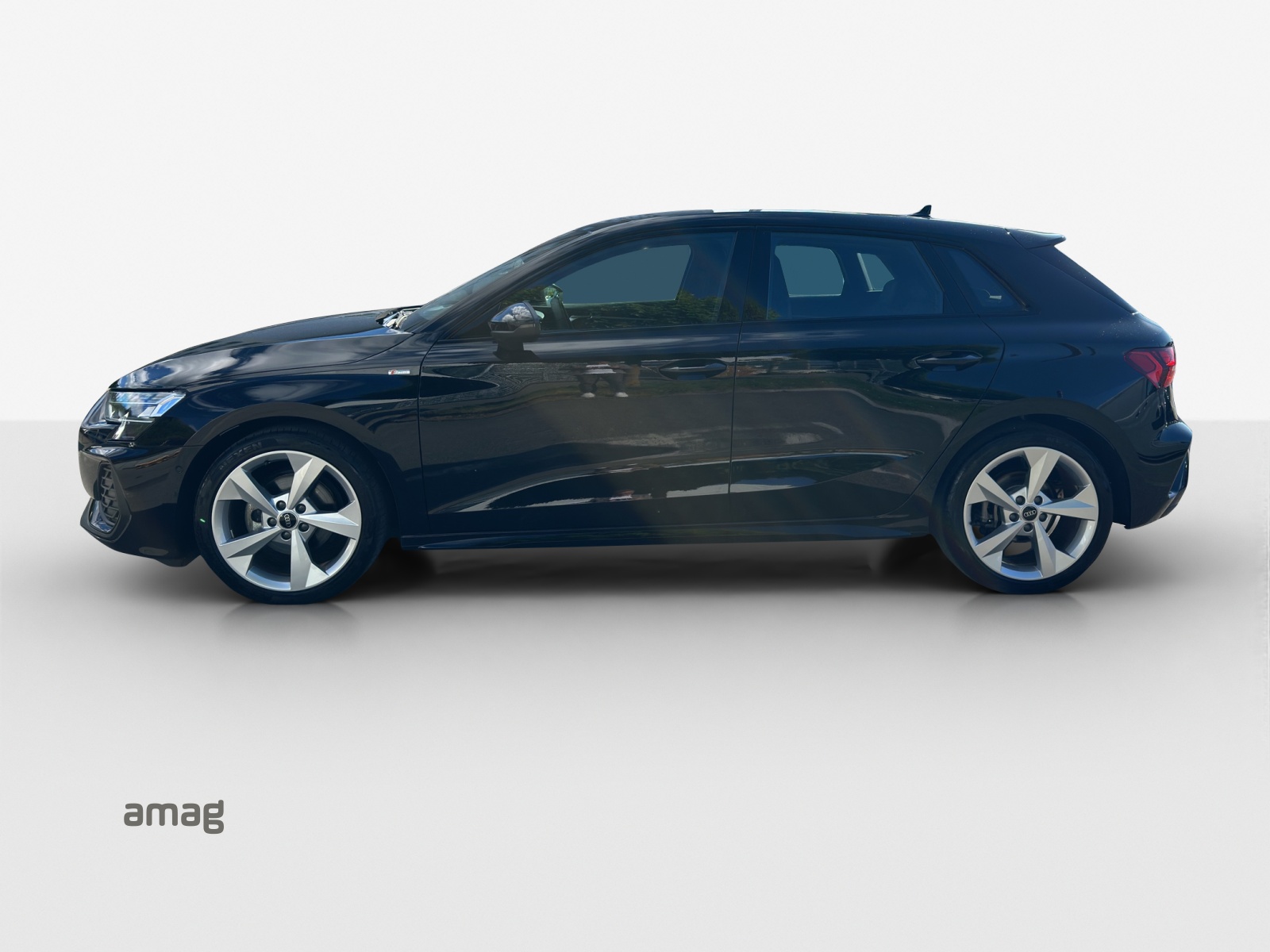 AUDI A3 Sportback 35 TFSI S line S-tronic-image-1