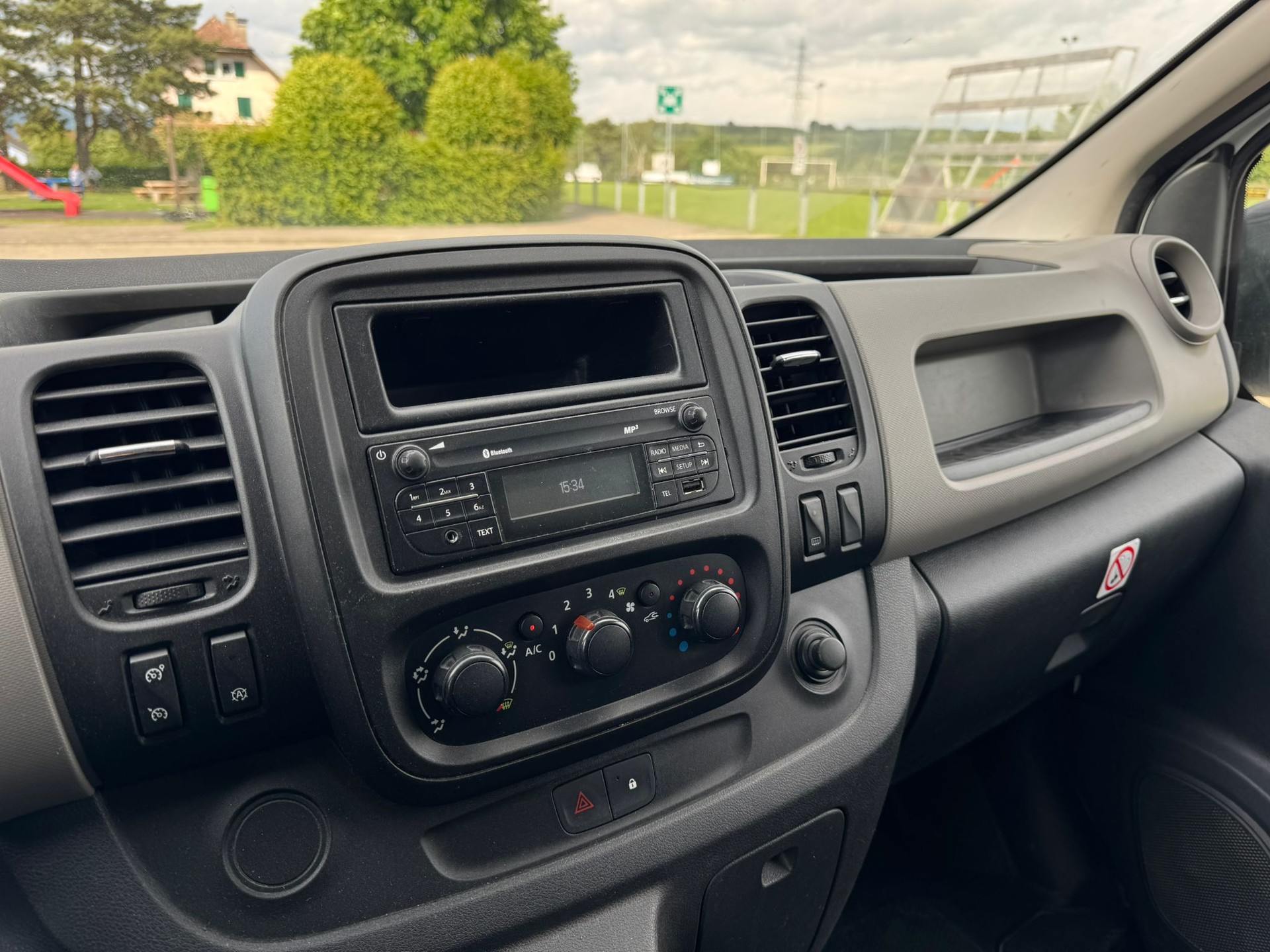 RENAULT Trafic 1.6 ENERGY TwinT. dCi120 2.9t Busin. L1H1-image-9