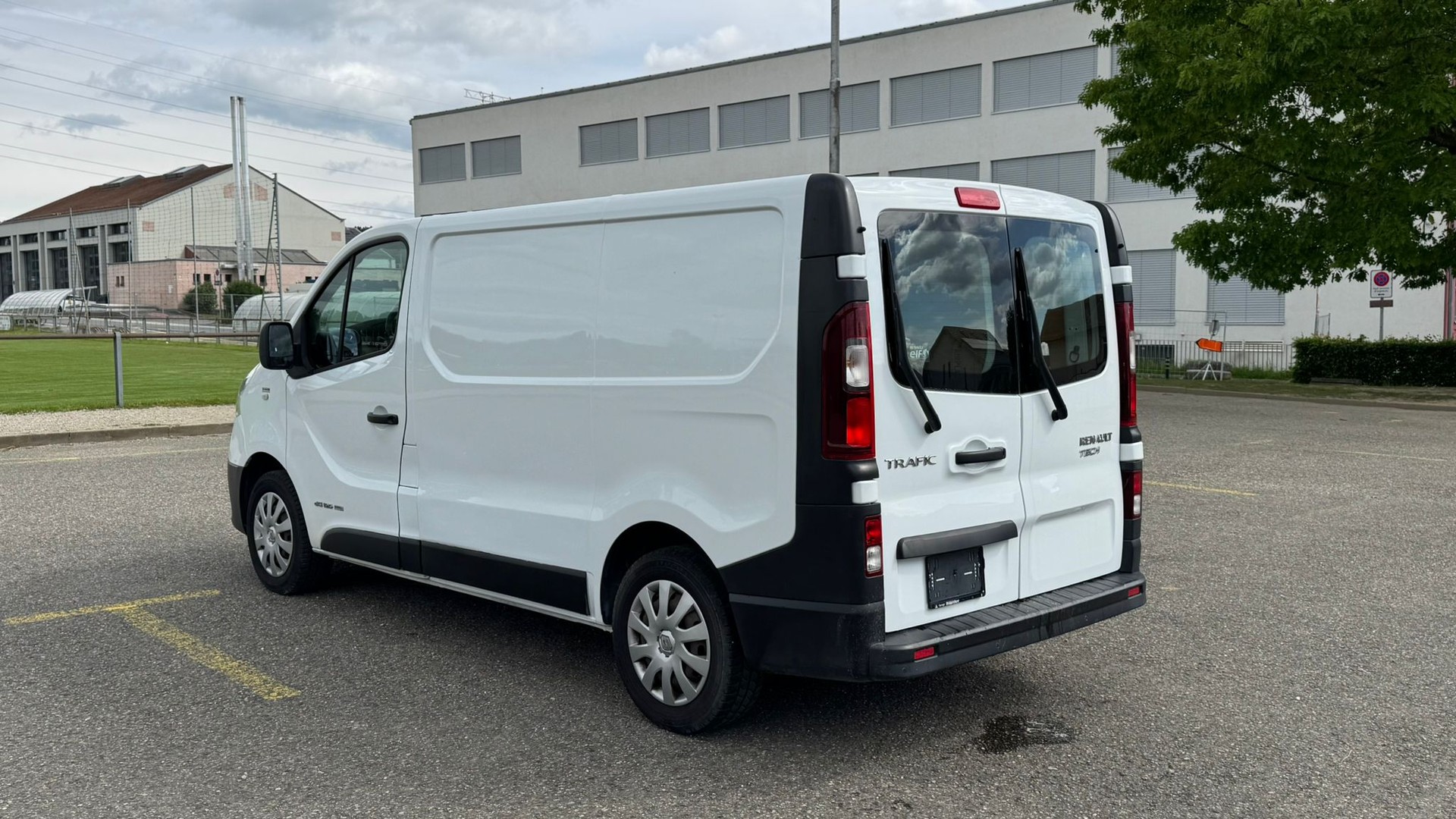 RENAULT Trafic 1.6 ENERGY TwinT. dCi120 2.9t Busin. L1H1-image-4