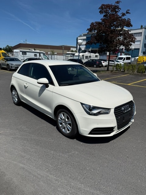 AUDI A1 1.4 TFSI Ambition S-tronic-image-1