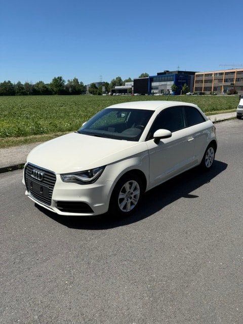AUDI A1 1.4 TFSI Ambition S-tronic-image-0
