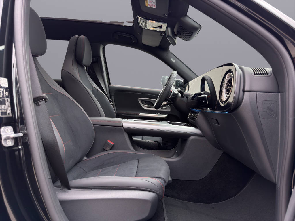 MERCEDES-BENZ GLB 220 4matic-image-14