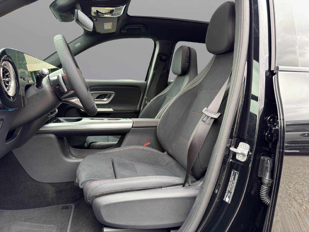 MERCEDES-BENZ GLB 220 4matic-image-7