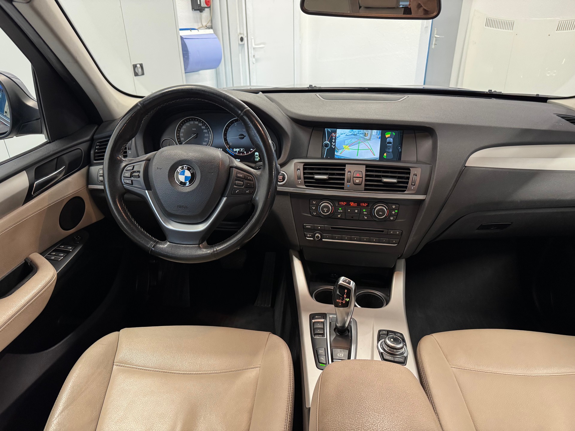 BMW X3 xDrive 20i Steptronic-image-8