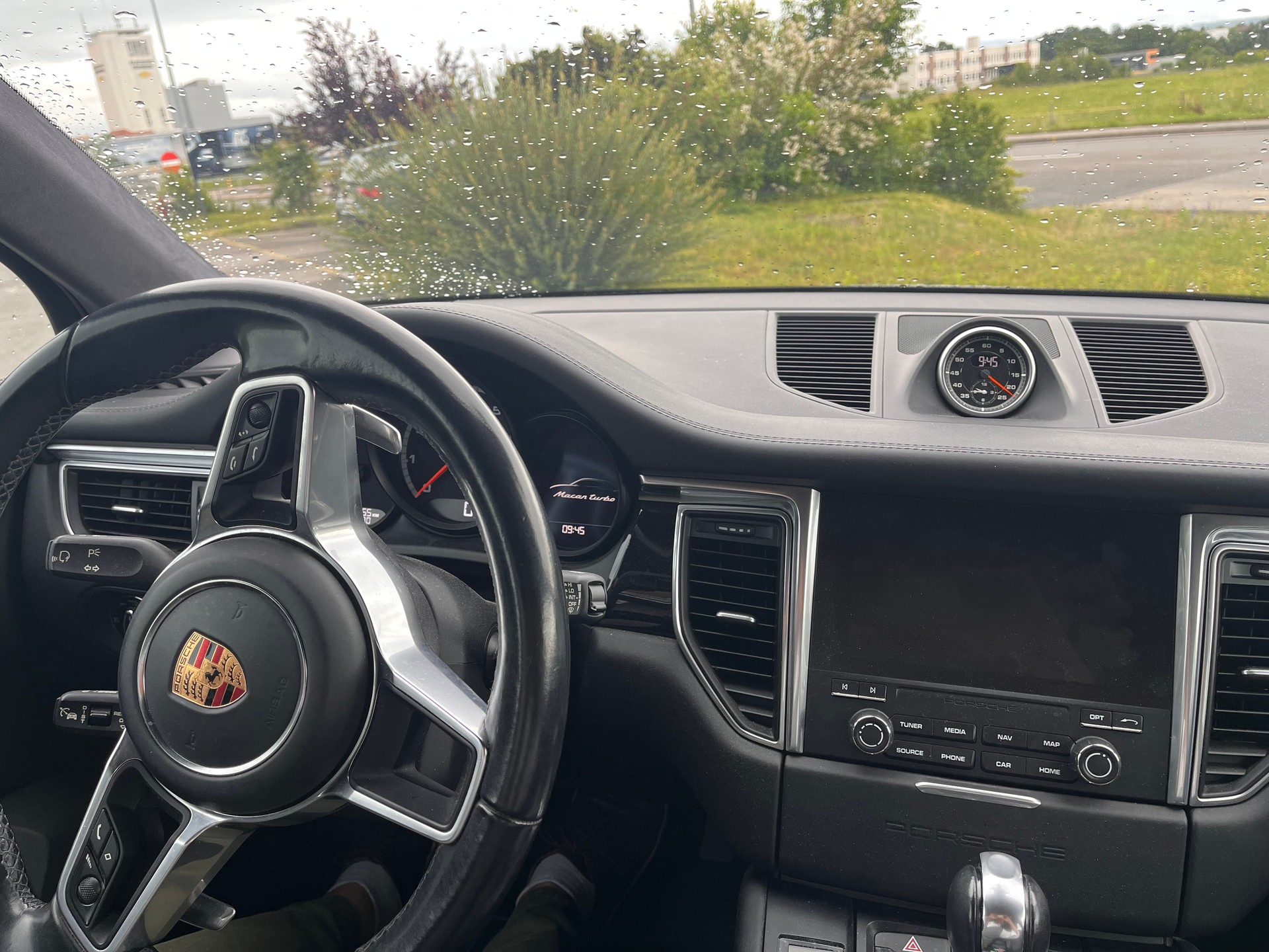 PORSCHE 3.6 V6 Turbo-image-2