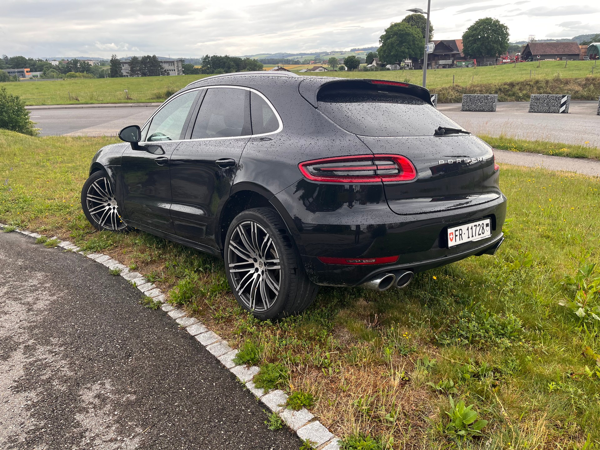 PORSCHE 3.6 V6 Turbo-image-0