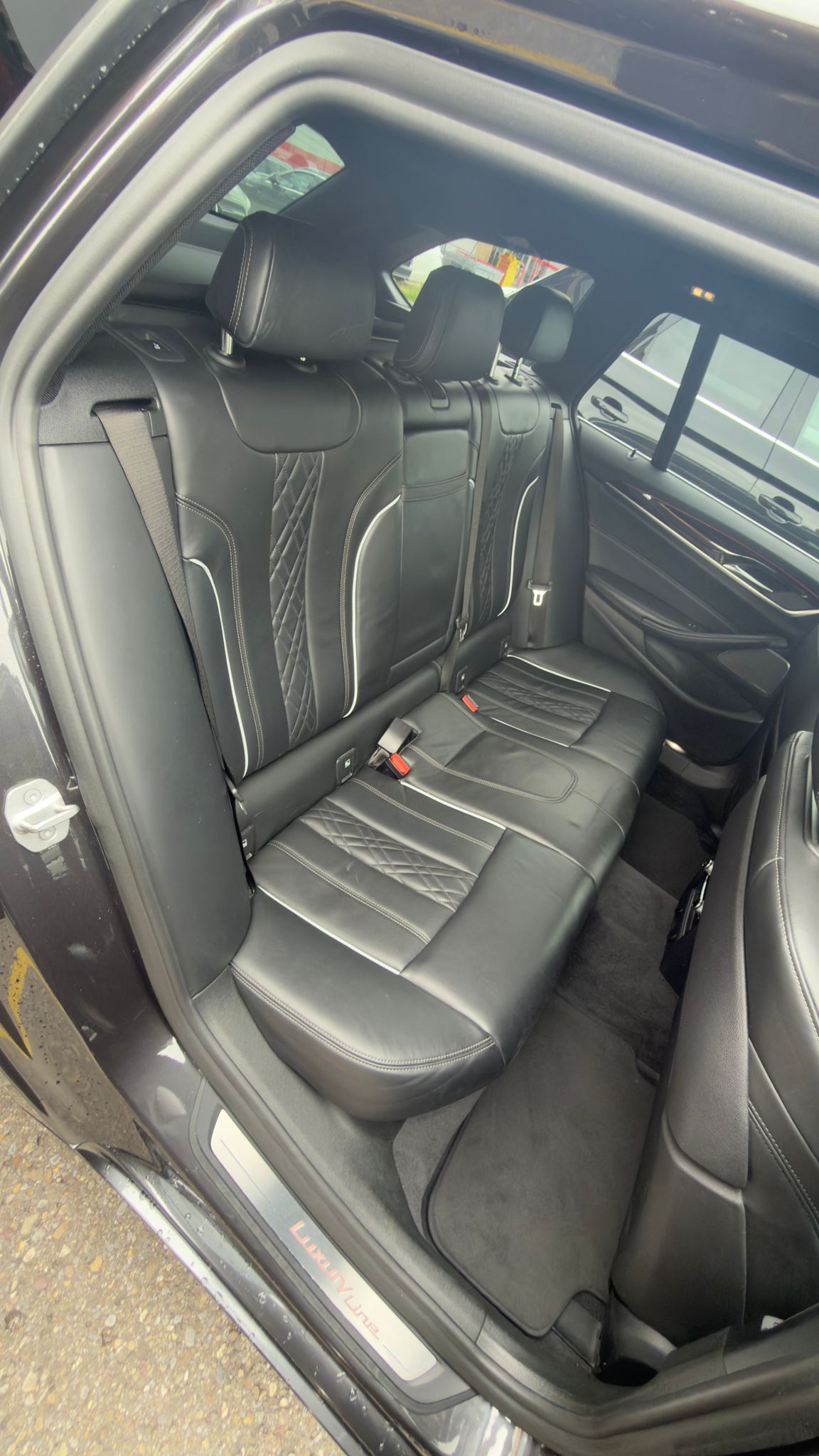 BMW 540d xDrive Touring Luxury Line Steptronic-image-9