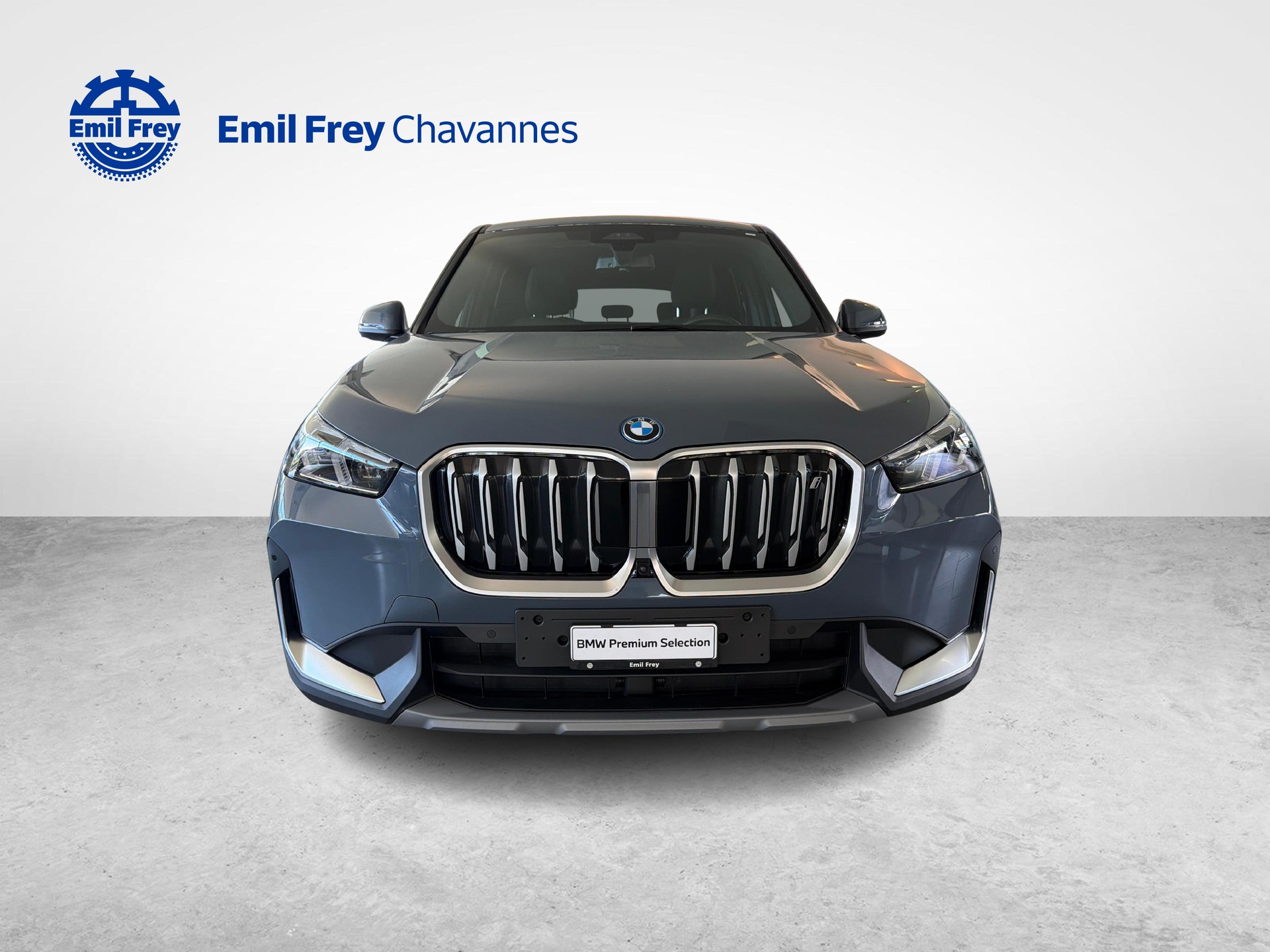 BMW iX1 30 xDrive-image-7