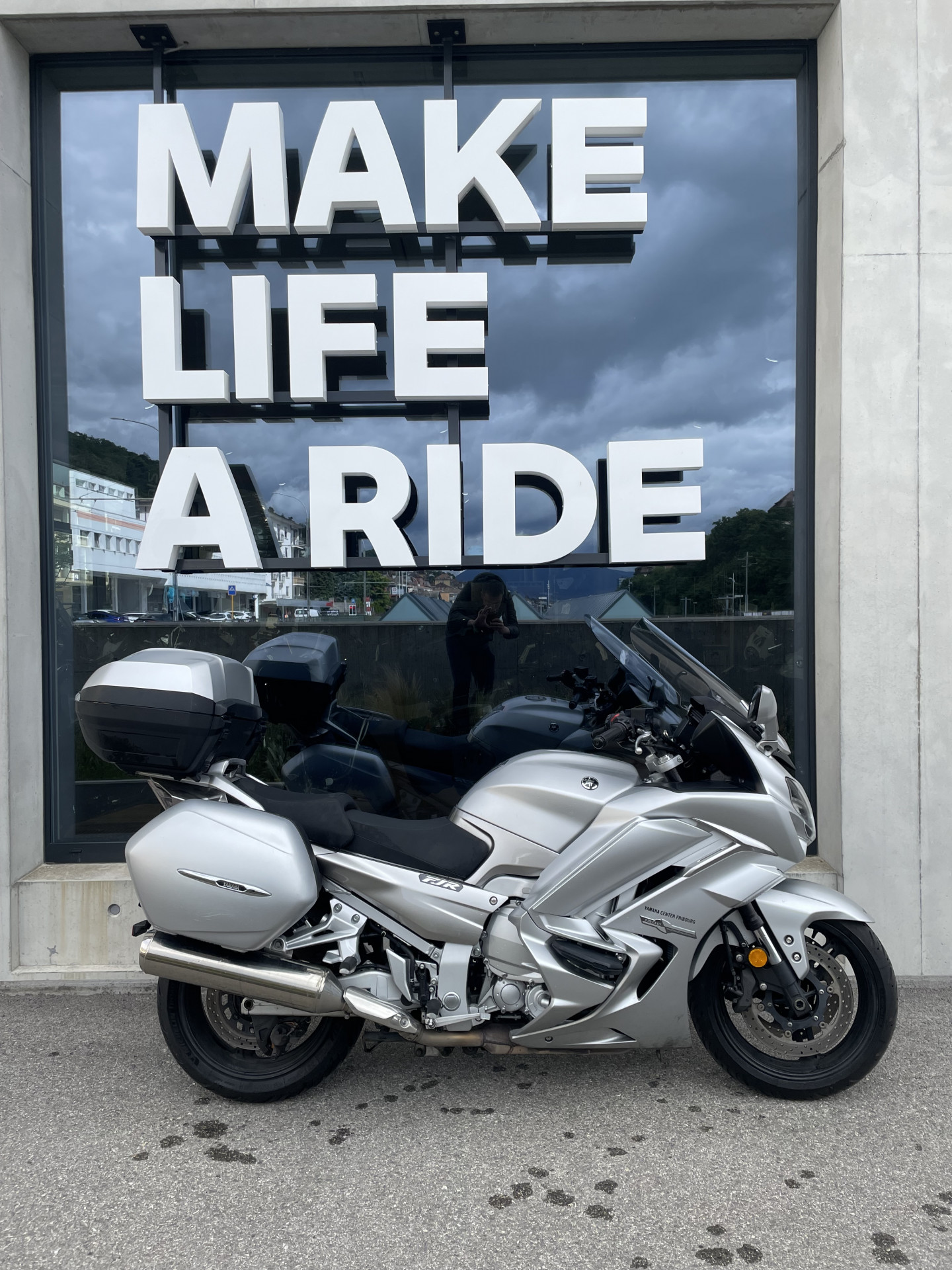YAMAHA FJR 1300 AE-showroom-element-1