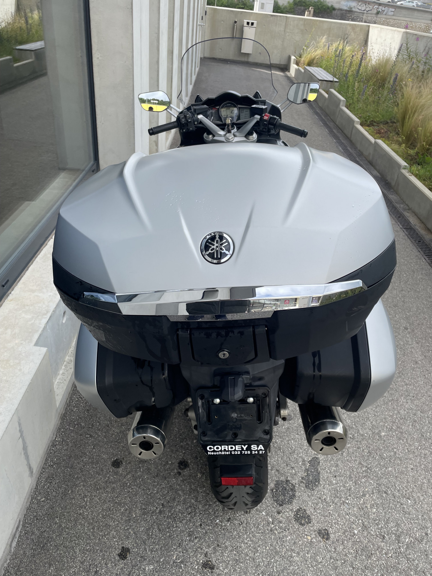 YAMAHA FJR 1300 AE-showroom-element-3