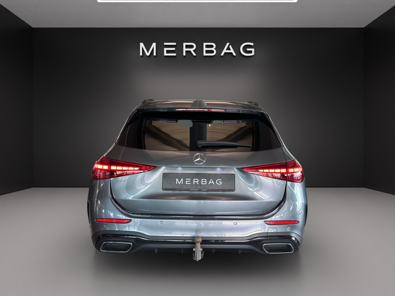 MERCEDES-BENZ C 220 d T 4M AMG Line-image-4