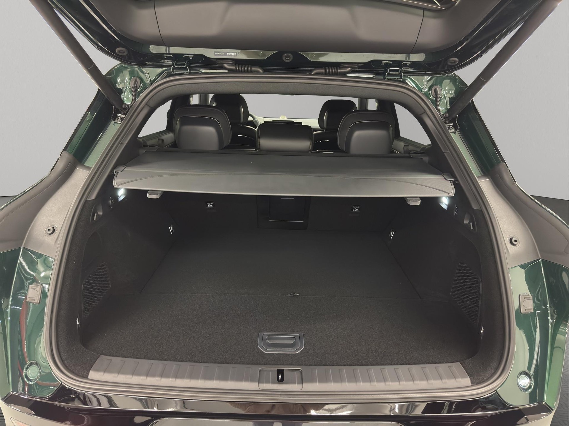 ZEEKR 7X Privilege AWD-image-4