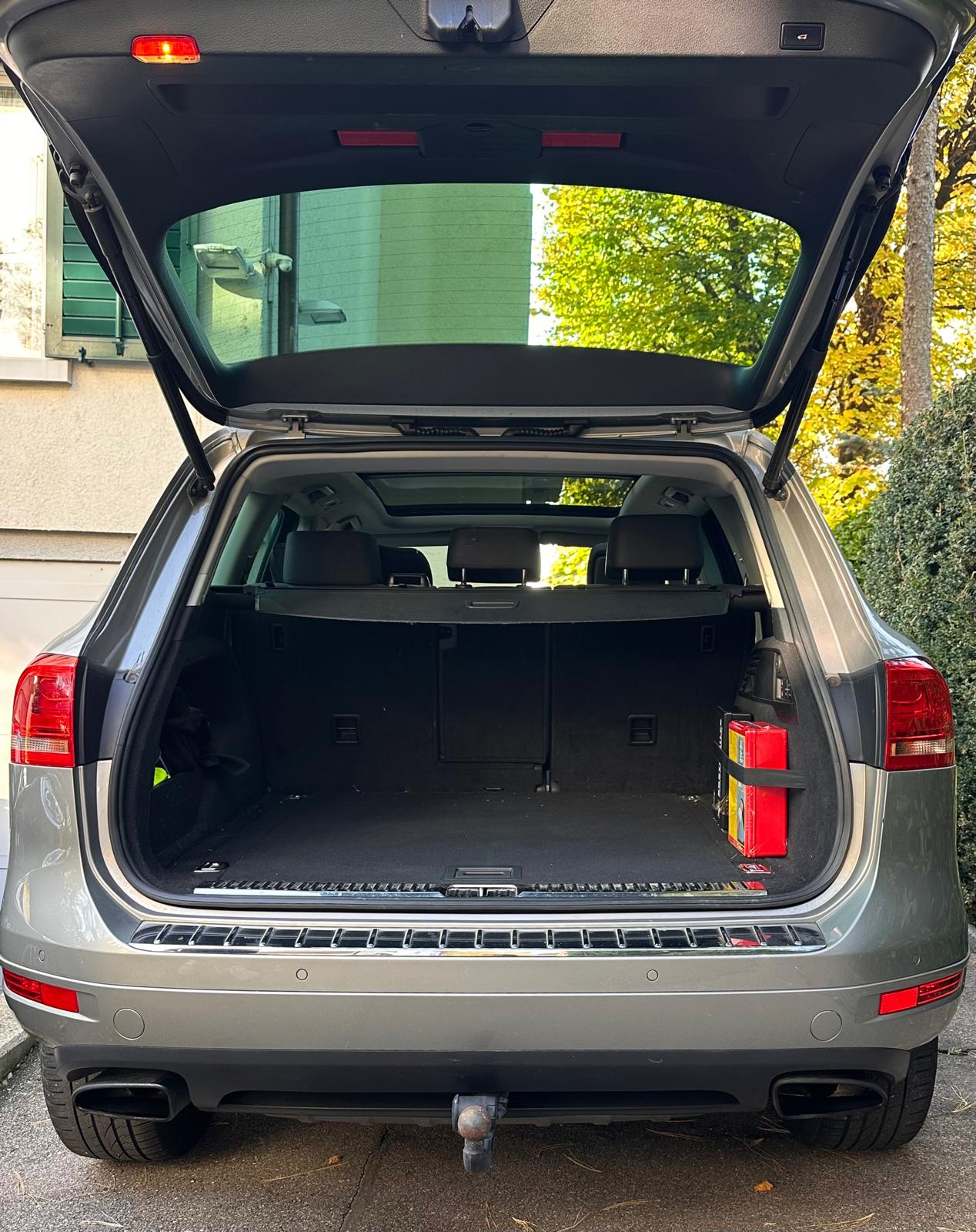 VW 3.0 V6 Hybrid-image-3
