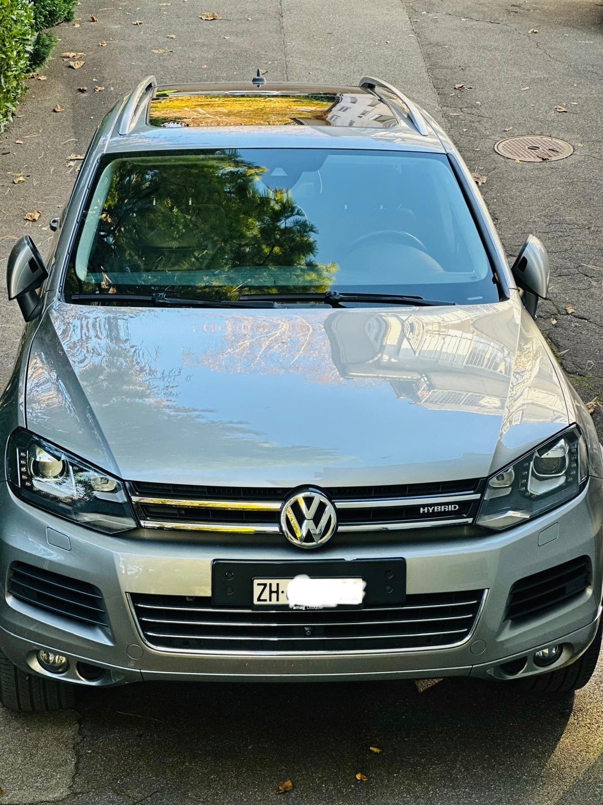 VW 3.0 V6 Hybrid-image-1