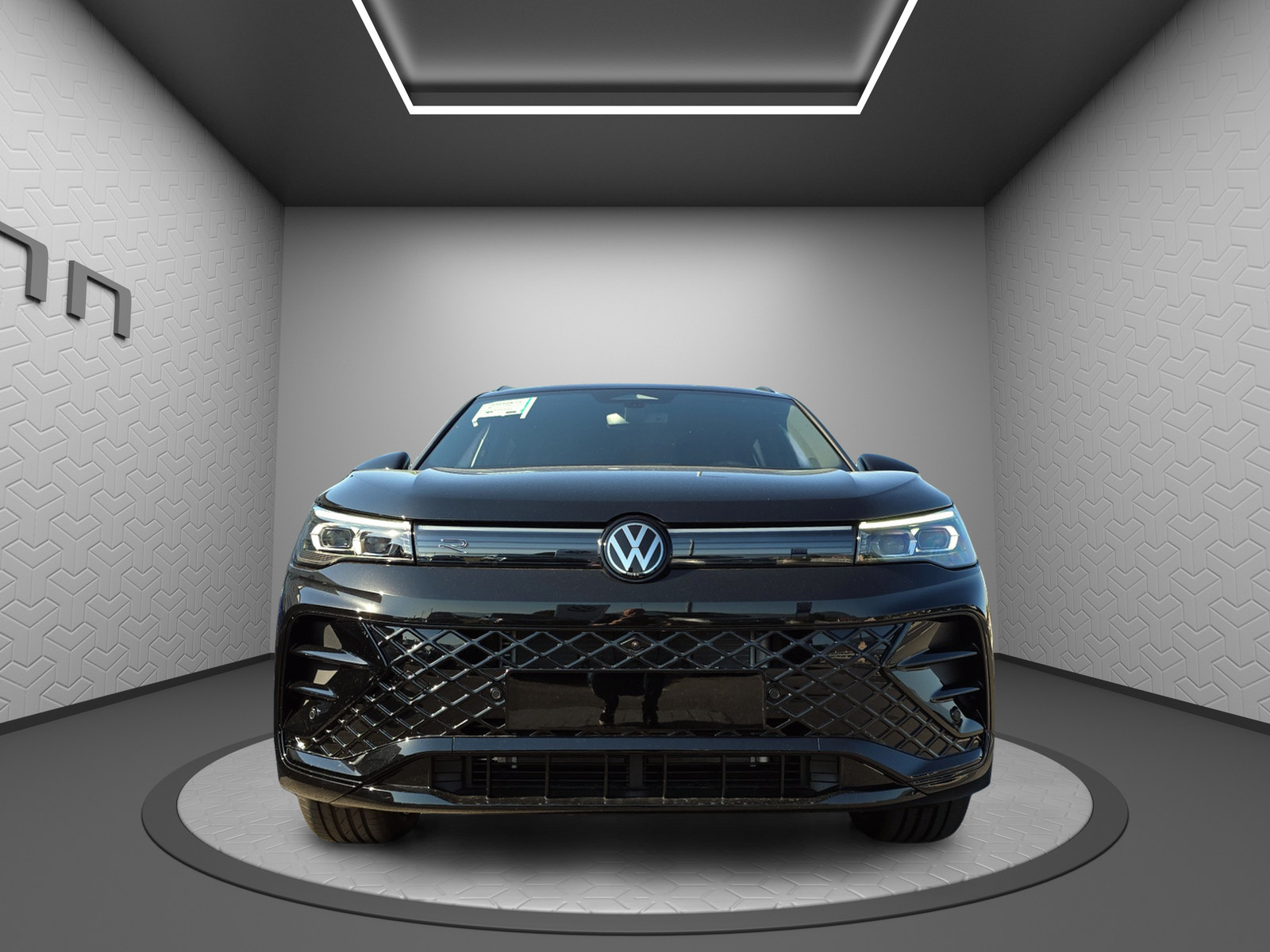 VW VW TIGUAN R-LINE-showroom-element-3