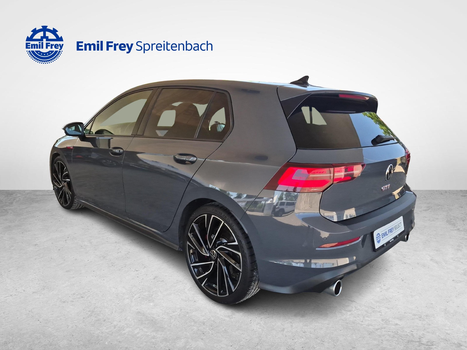 VW Golf VIII 2.0 TSI GTI DSG-image-2