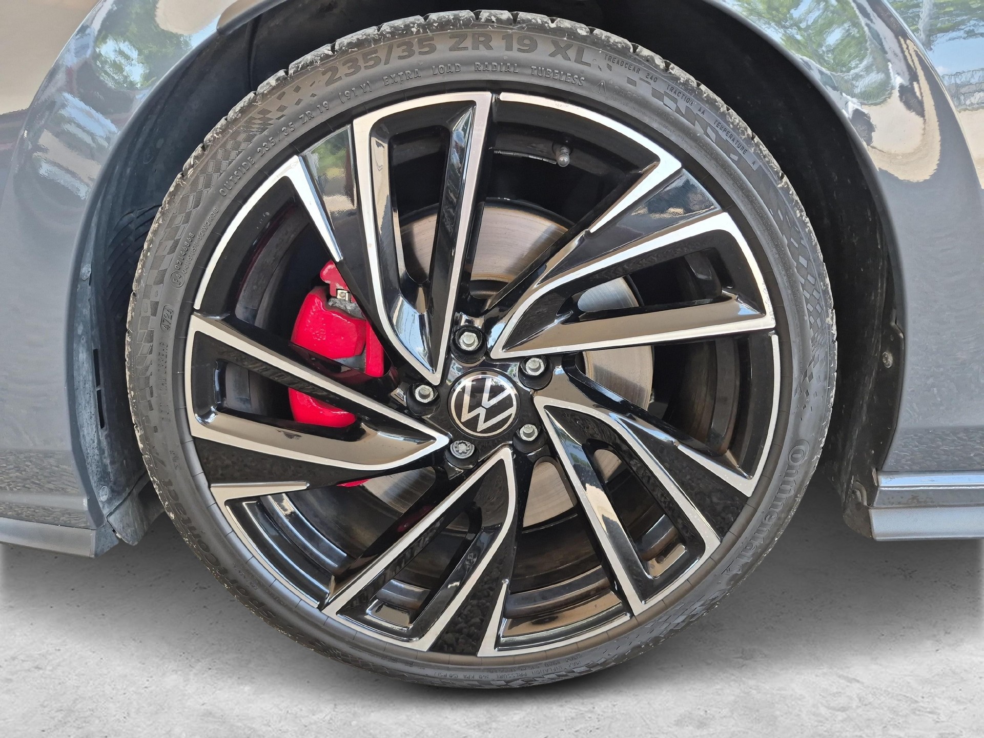 VW Golf VIII 2.0 TSI GTI DSG-image-18