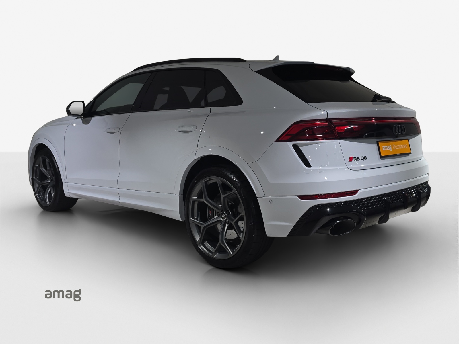 AUDI RSQ8 performance quattro-image-2