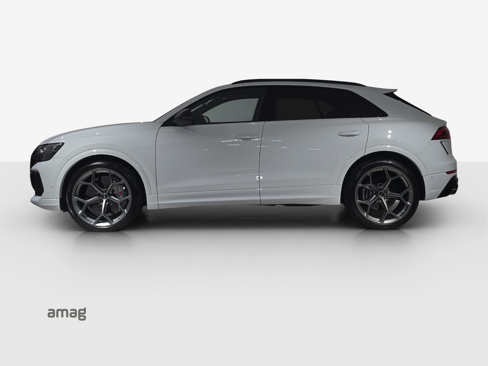 AUDI RSQ8 performance quattro-image-1