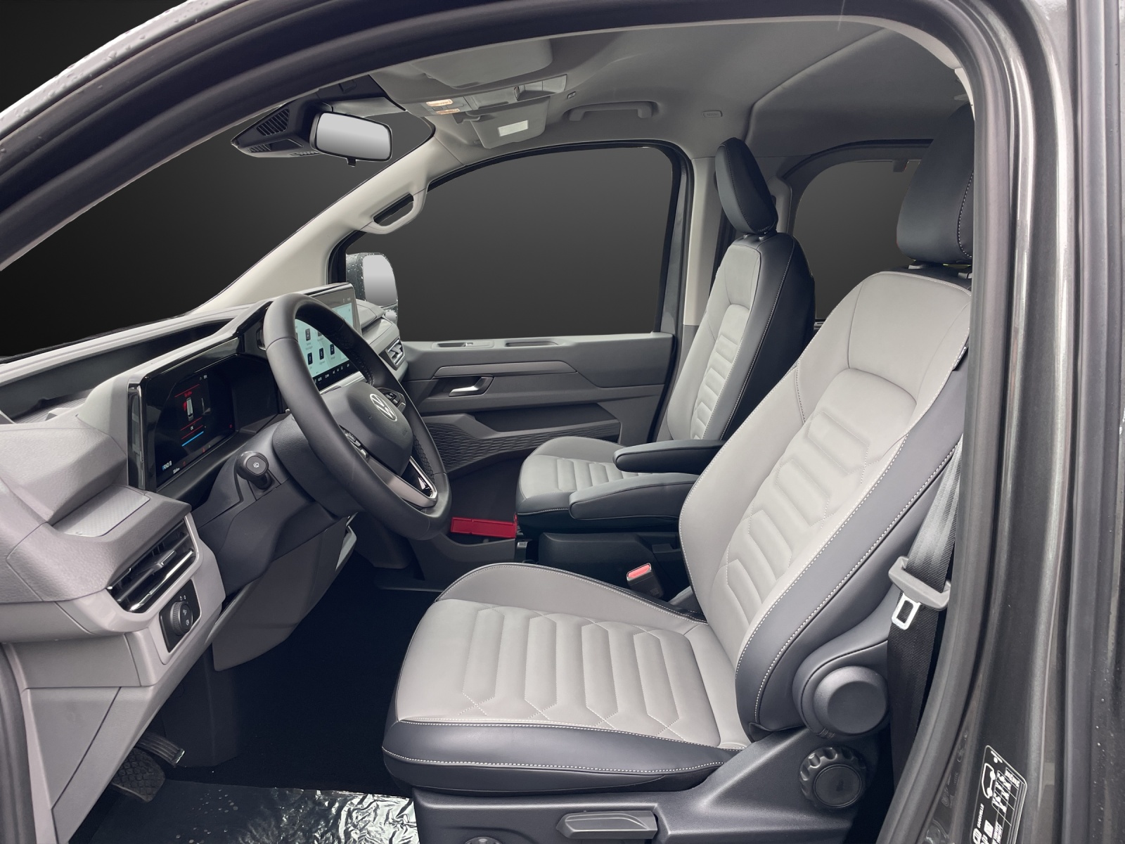 VW Caravelle BEV Style LR-image-9