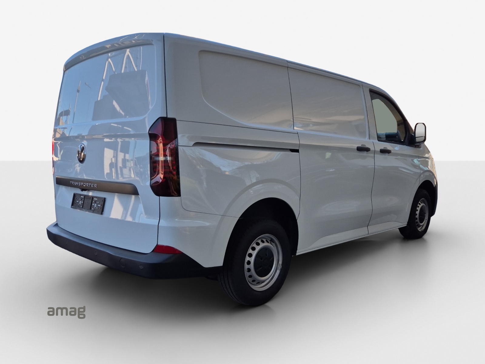 VW Transporter 2.0 TDI-image-4