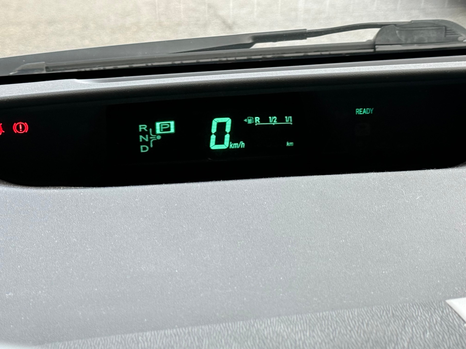 TOYOTA Prius 1.5 16V Hybrid-image-12