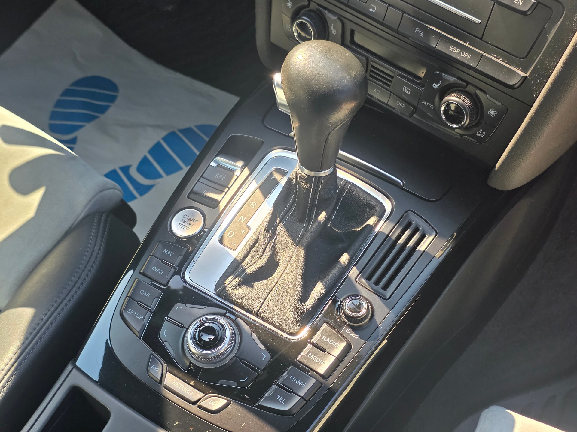 AUDI S4 Avant 3.0 TFSI quattro S-tronic-image-19