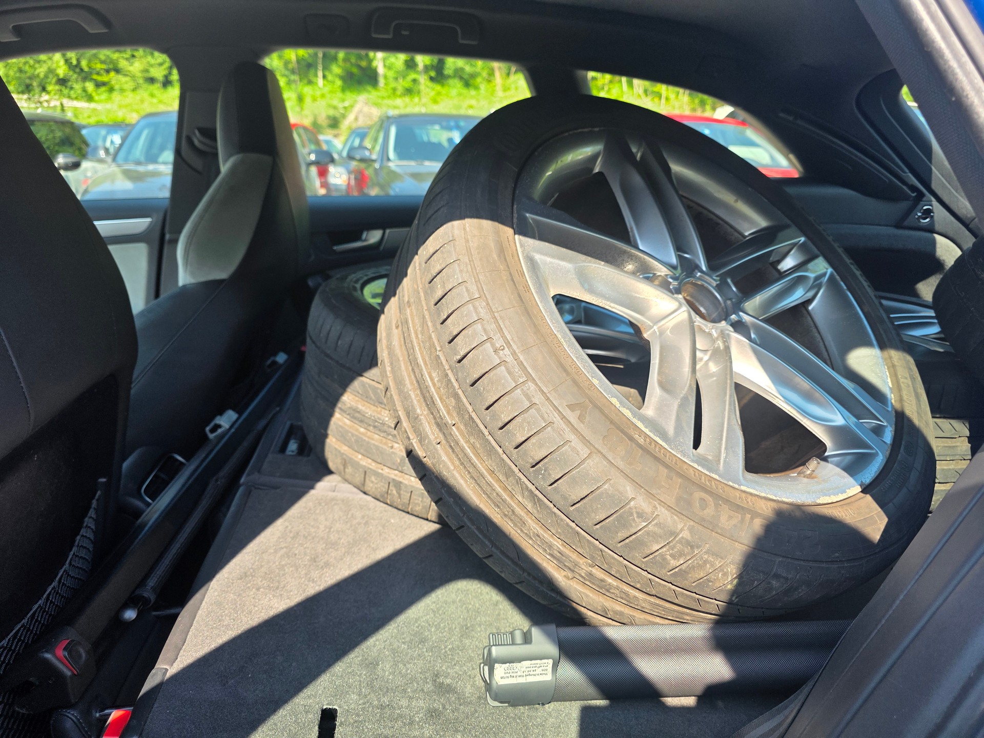 AUDI S4 Avant 3.0 TFSI quattro S-tronic-image-14