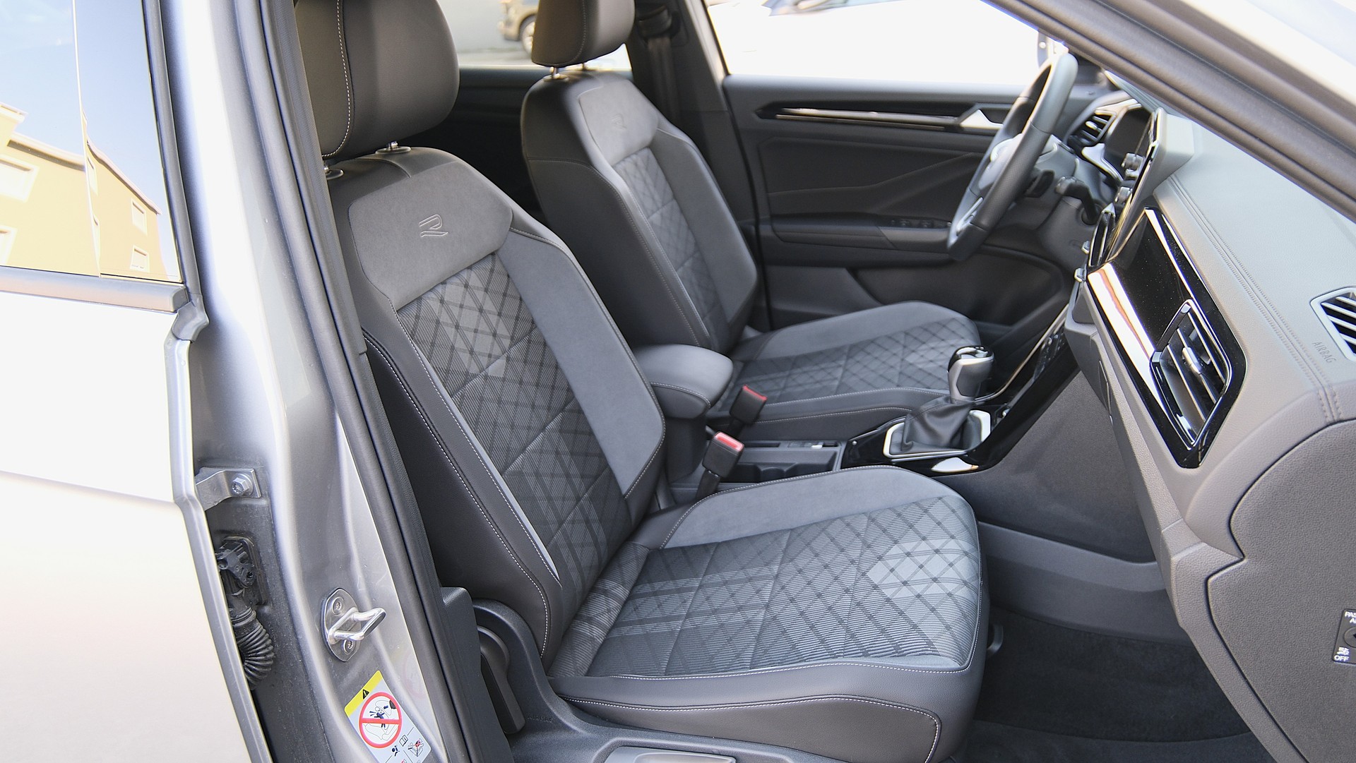 VW T-Roc 1.5 TSI EVO R-Line DSG-image-14