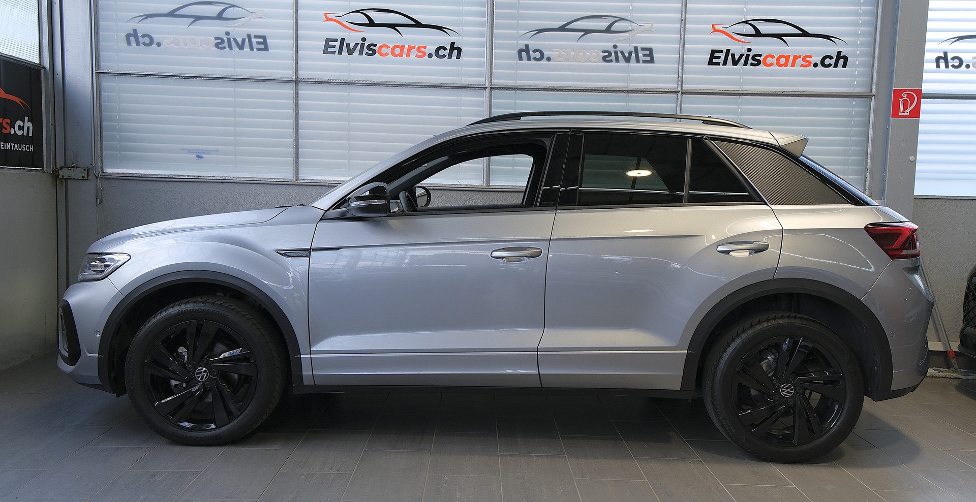 VW T-Roc 1.5 TSI EVO R-Line DSG-image-8