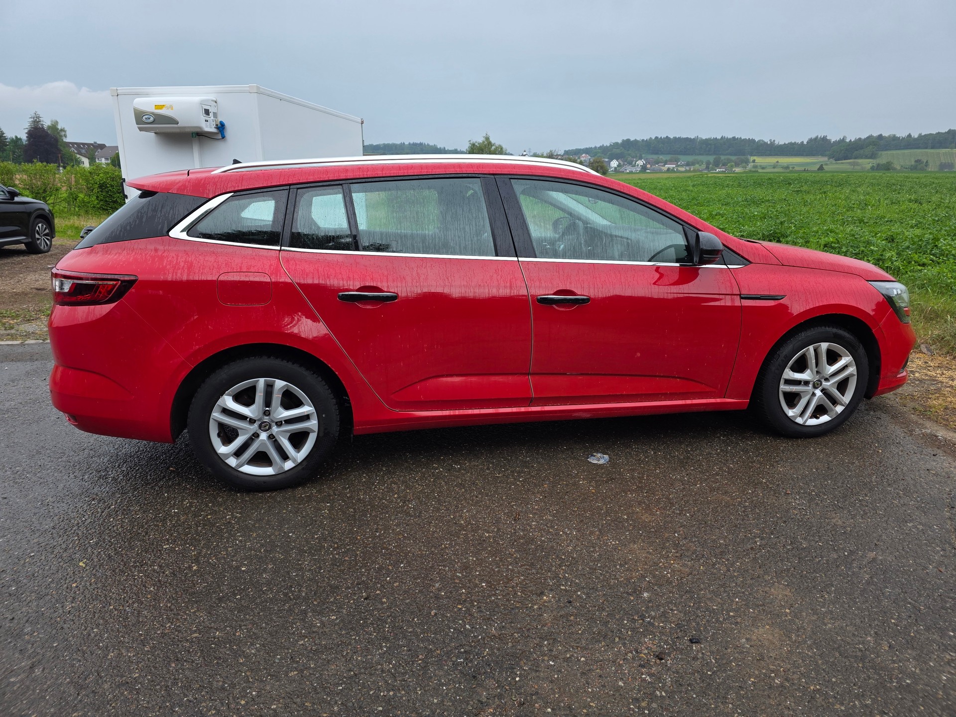 RENAULT Mégane Grandtour 1.5 dCi Business EDC-image-4
